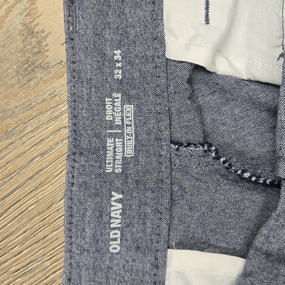 Old Navy light blue Ultimate Straight cotton chambray pants, size 32×34, NWT - Picture 8 of 11